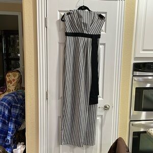 Halston black and white dress size 10